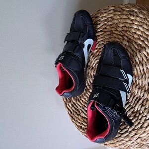 Peloton Womens Indoor Spin/Cycling Black Shoes Cleats Size‎ EU39/US7.5-8